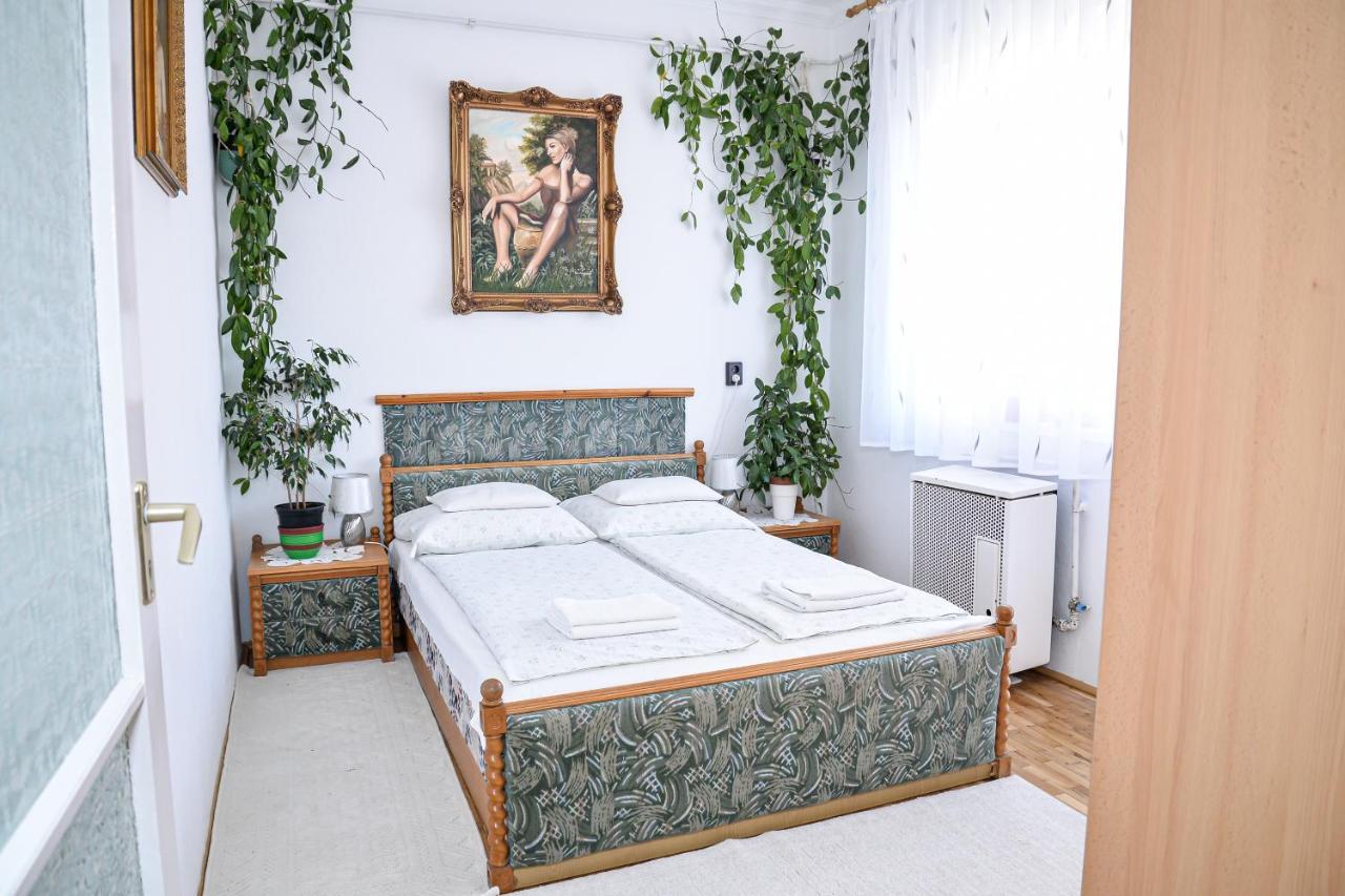 Lilla Vendégház Hajdúszoboszló Exterior foto